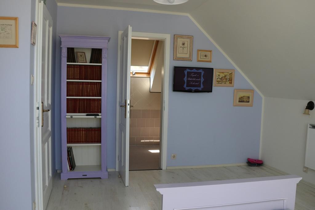 Fogadó a Patkolókovácshoz Szekszárd Exterior foto